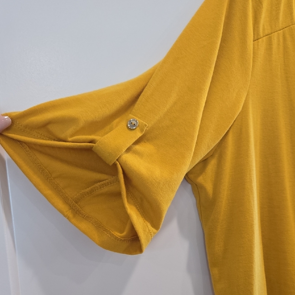 NWOT Perseption Mustard V-Neck Blouse with Pocket - Picture 4 of 7